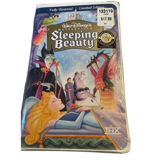 New Walt Disney Masterpiece Sleeping Beauty Limited Edition Clamshell Case VHS - Picture 1 of 9